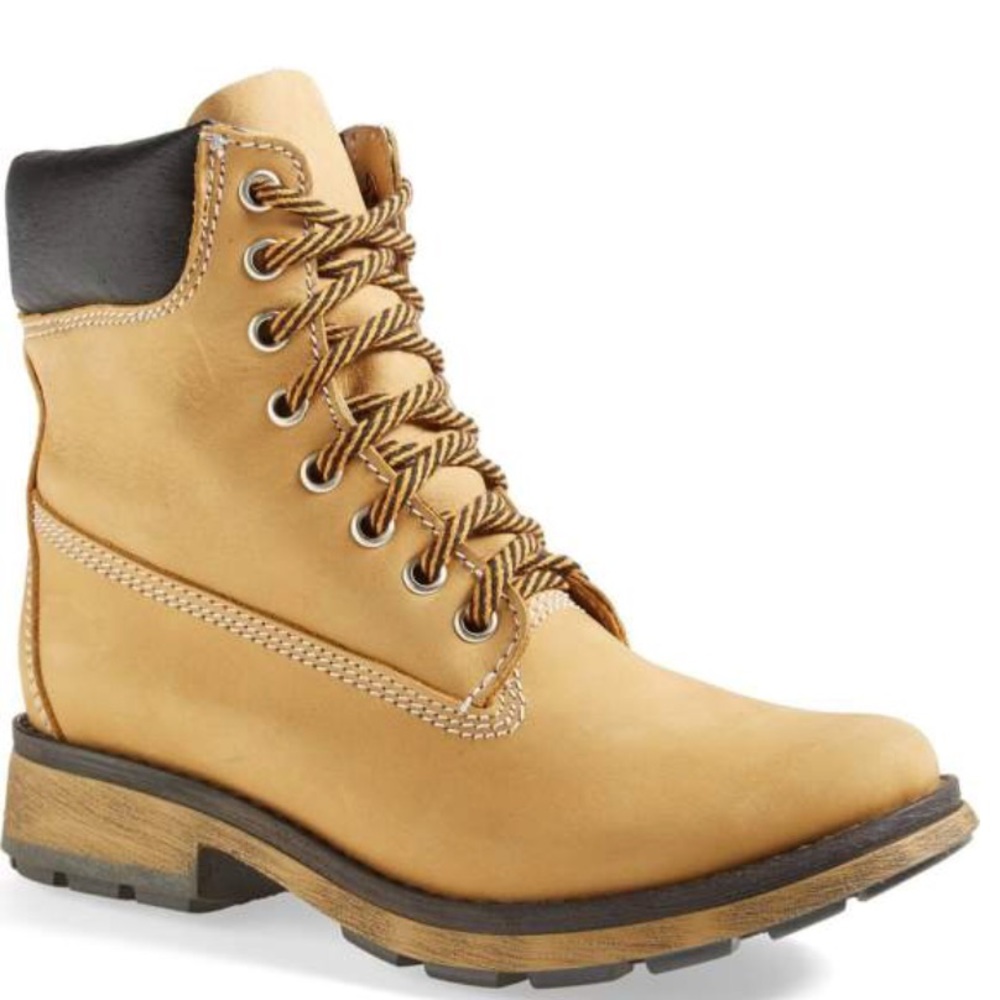 Steve Madden Boots